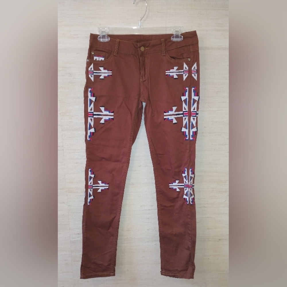 36 Points 5 Brown Pants with Red and White Tribal Pattern (15" by 36") - Picture 9 of 9